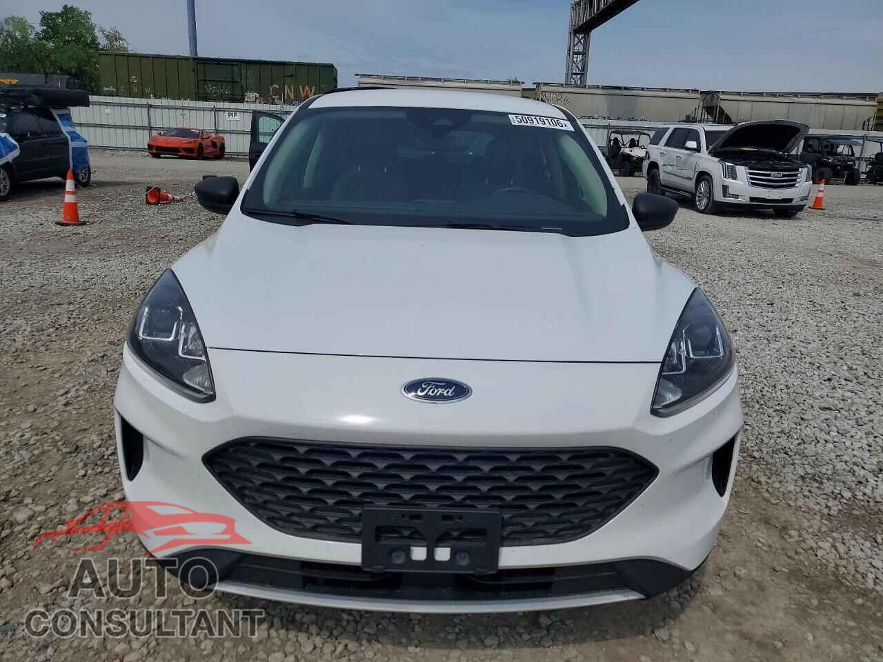 FORD ESCAPE 2020 - 1FMCU0F63LUA78276