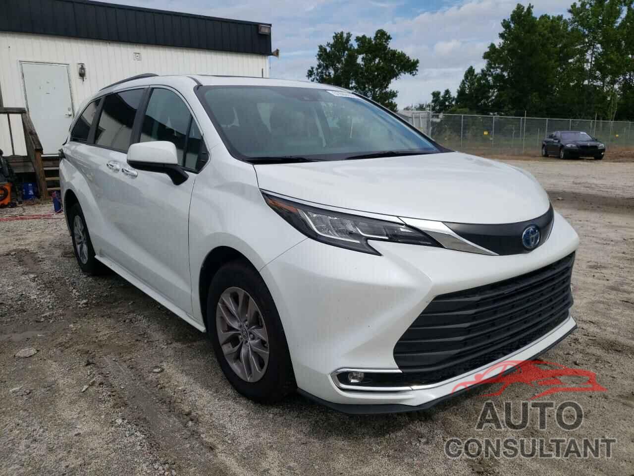 TOYOTA SIENNA 2022 - 5TDYRKEC6NS099466