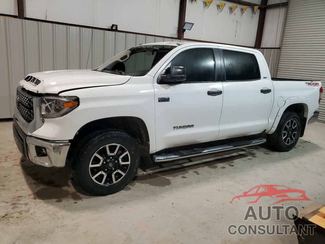 TOYOTA TUNDRA 2018 - 5TFDY5F10JX686668