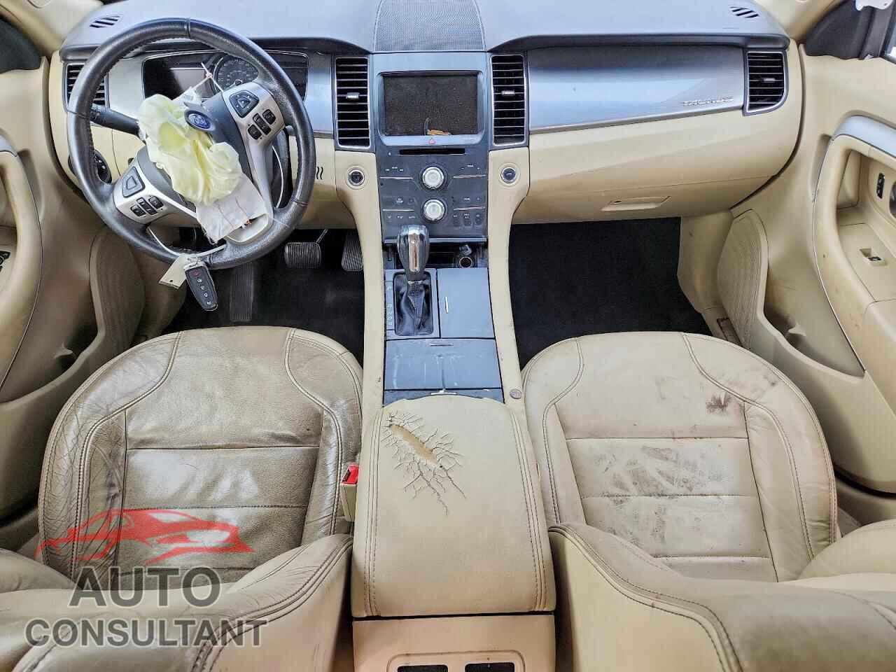 FORD TAURUS 2017 - 1FAHP2E85HG112276