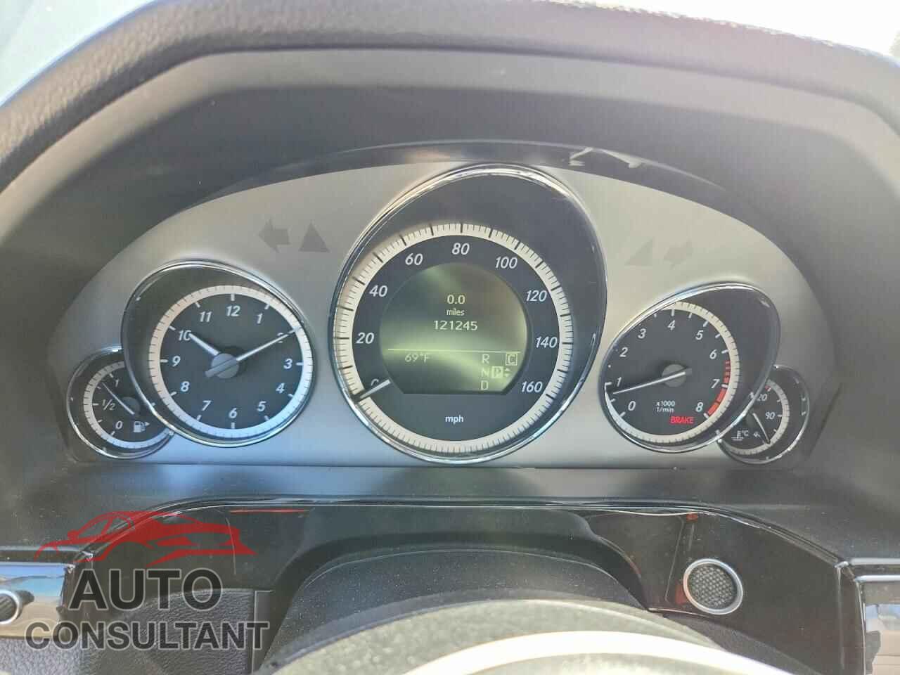MERCEDES-BENZ E-CLASS 2010 - WDDHF5GB1AA084398