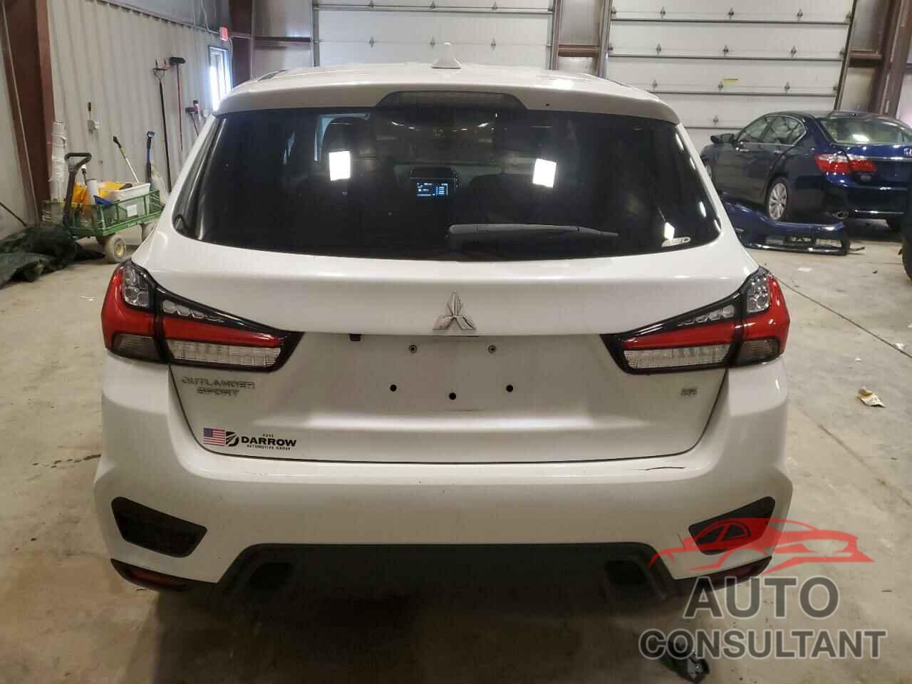 MITSUBISHI OUTLANDER 2021 - JA4ARUAU7MU019625