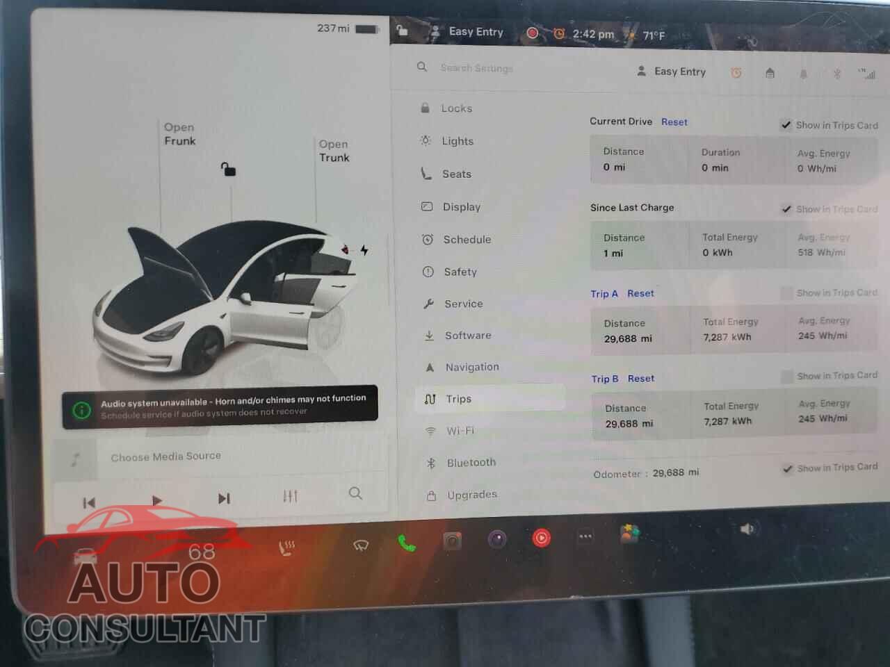 TESLA MODEL 3 2023 - 5YJ3E1EA3PF563318