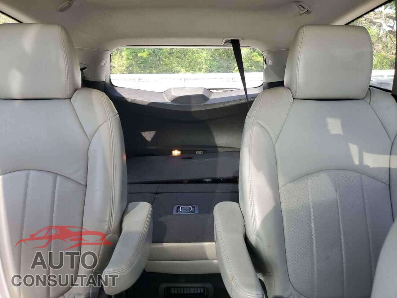 CHEVROLET TRAVERSE 2011 - 1GNKVLED7BJ116548