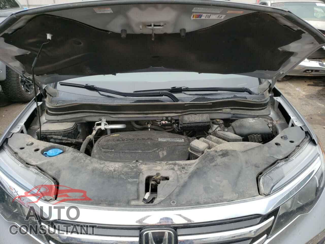 HONDA PILOT 2017 - 5FNYF6H92HB035501