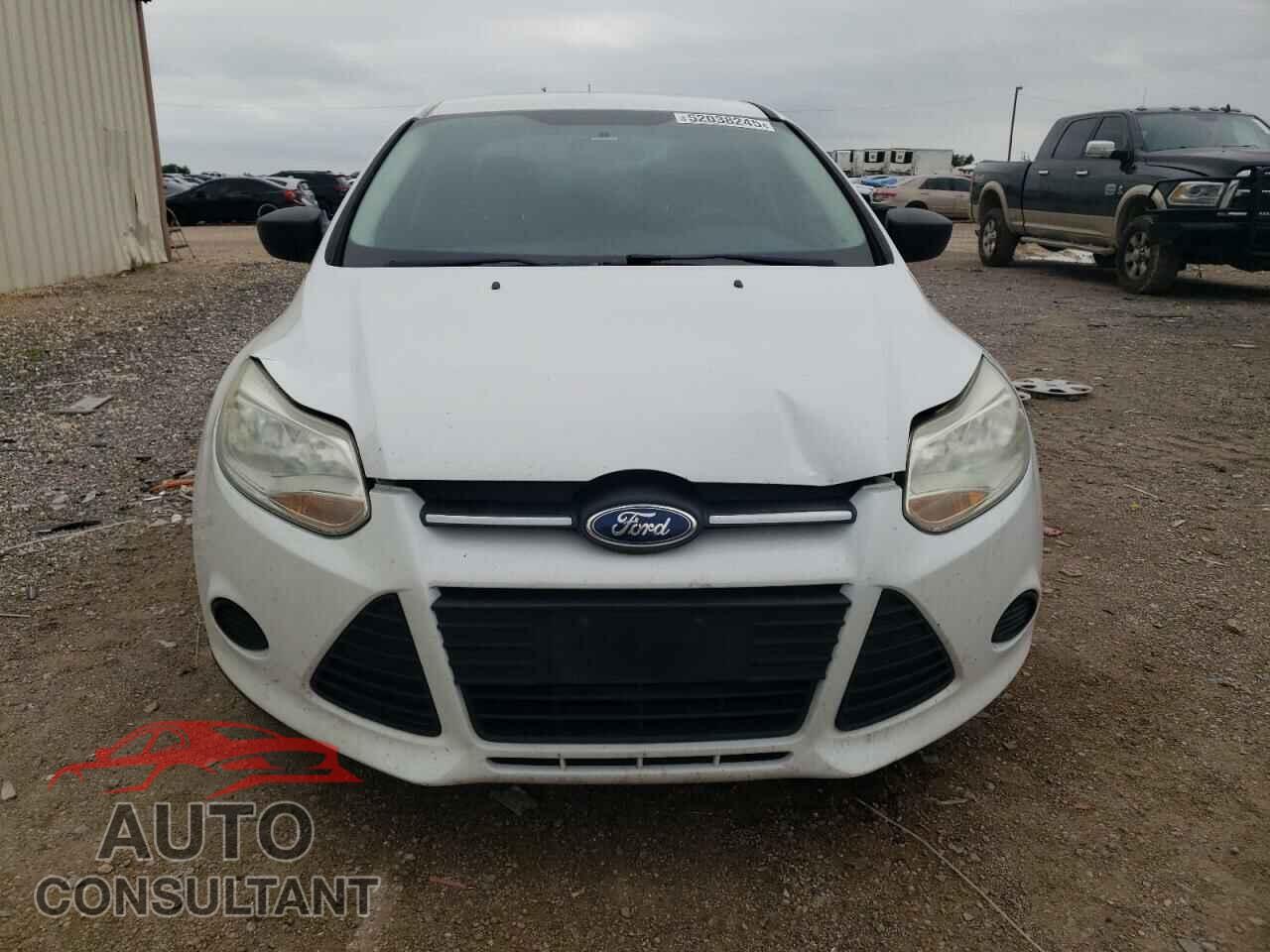 FORD FOCUS 2013 - 1FADP3E29DL139370