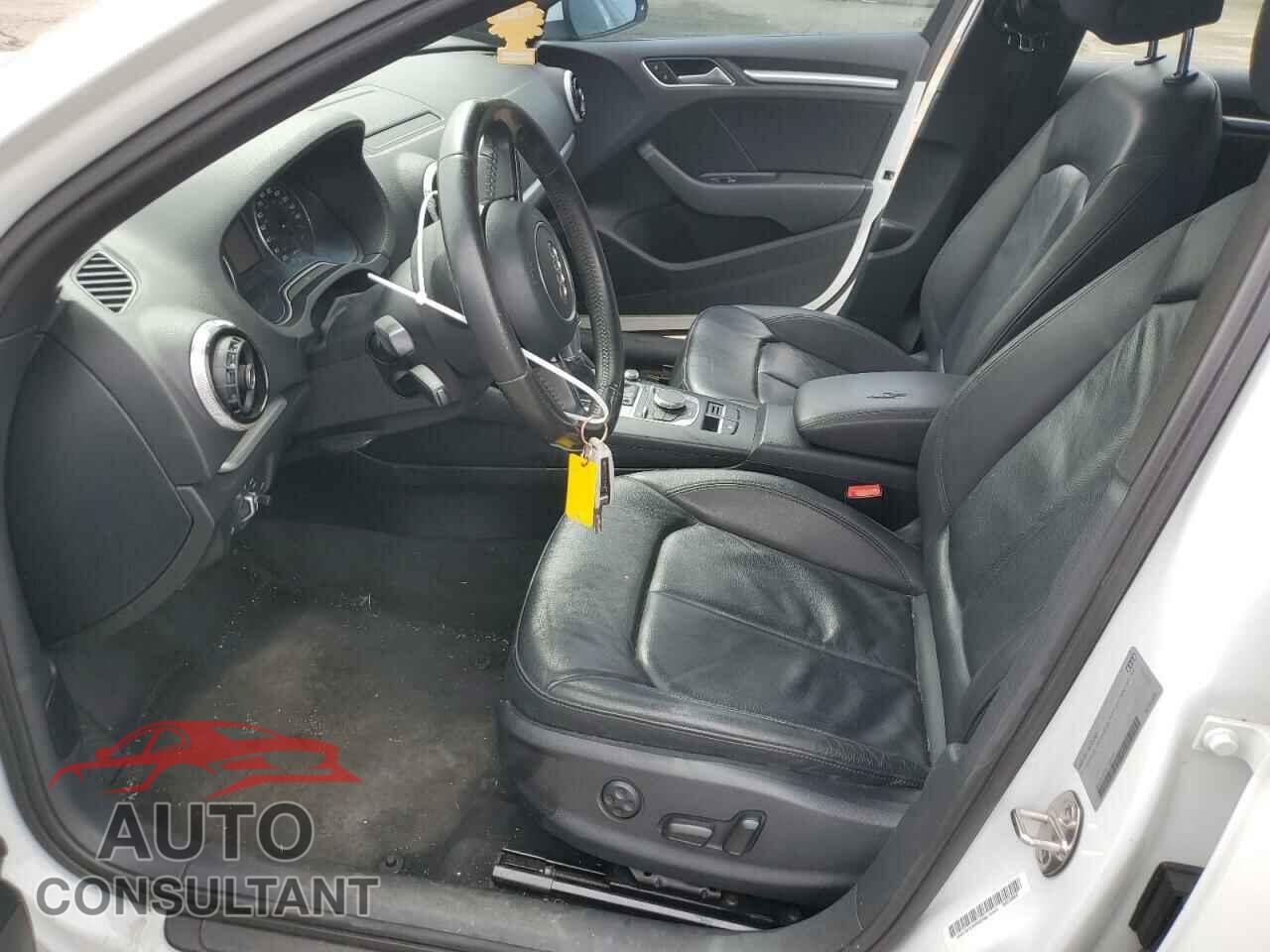 AUDI A3 2015 - WAUACGFF5F1084350