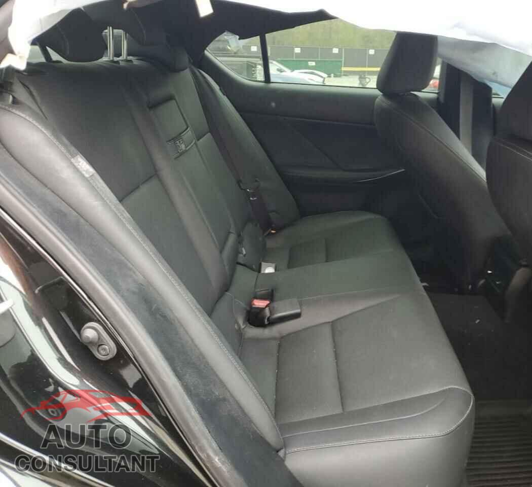 LEXUS IS 2023 - JTHD81F2XP5050344
