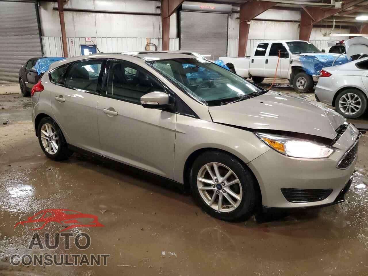 FORD FOCUS 2015 - 1FADP3K21FL301774