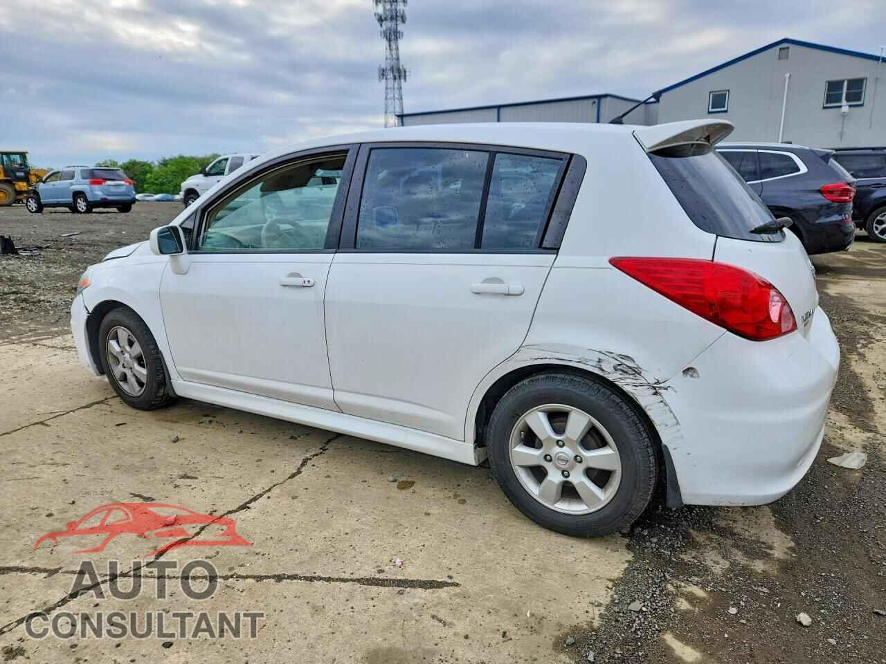 NISSAN VERSA 2009 - 3N1BC13E89L371021