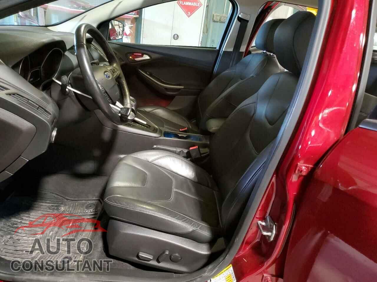 FORD FOCUS 2016 - 1FADP3F25GL266796