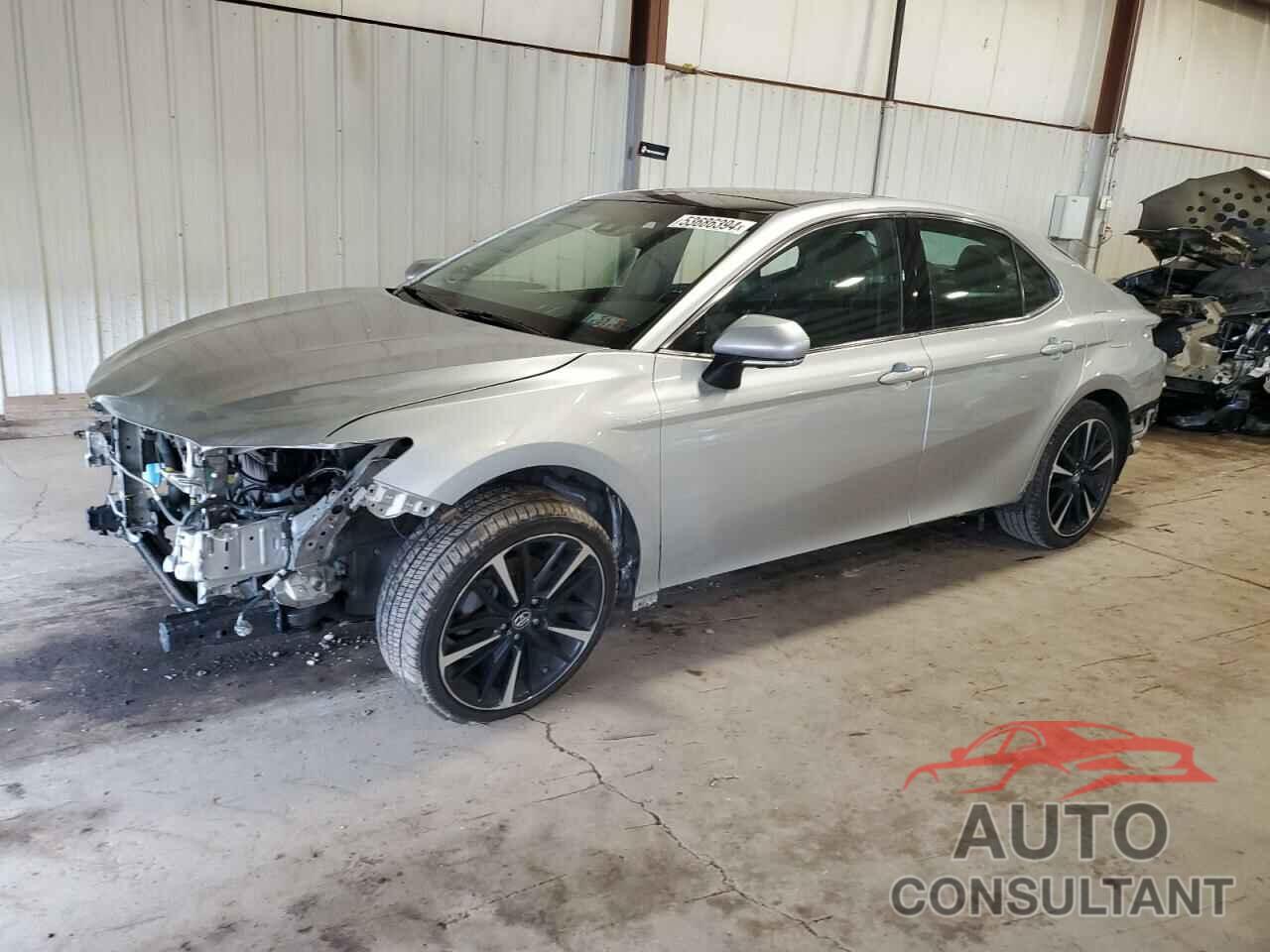 TOYOTA CAMRY 2018 - 4T1BZ1HK6JU009673