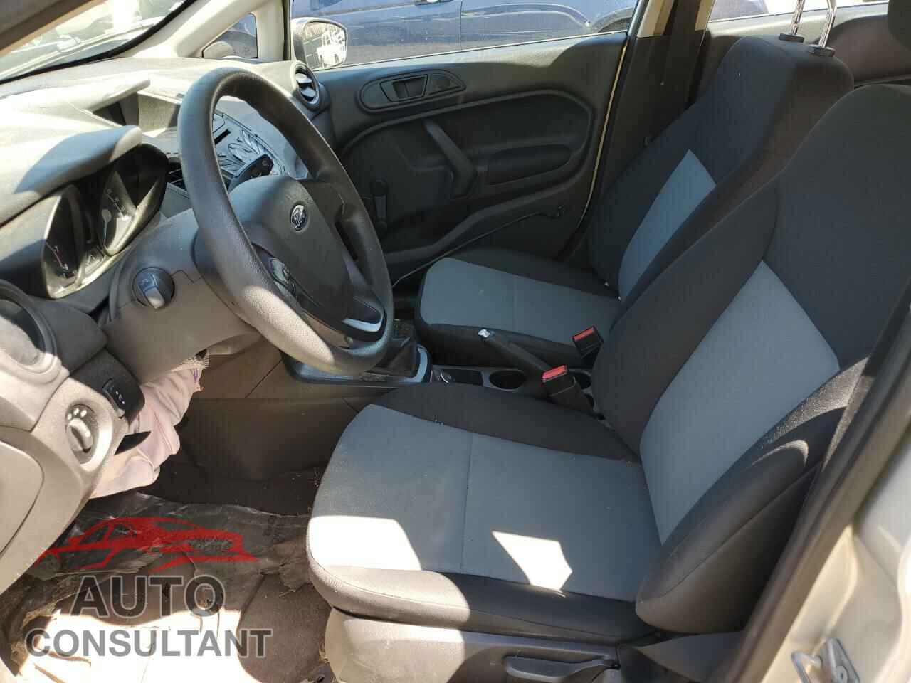 FORD FIESTA 2017 - 3FADP4AJ8HM102964
