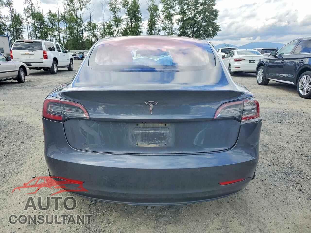 TESLA MODEL 3 2018 - 5YJ3E1EA0JF016420