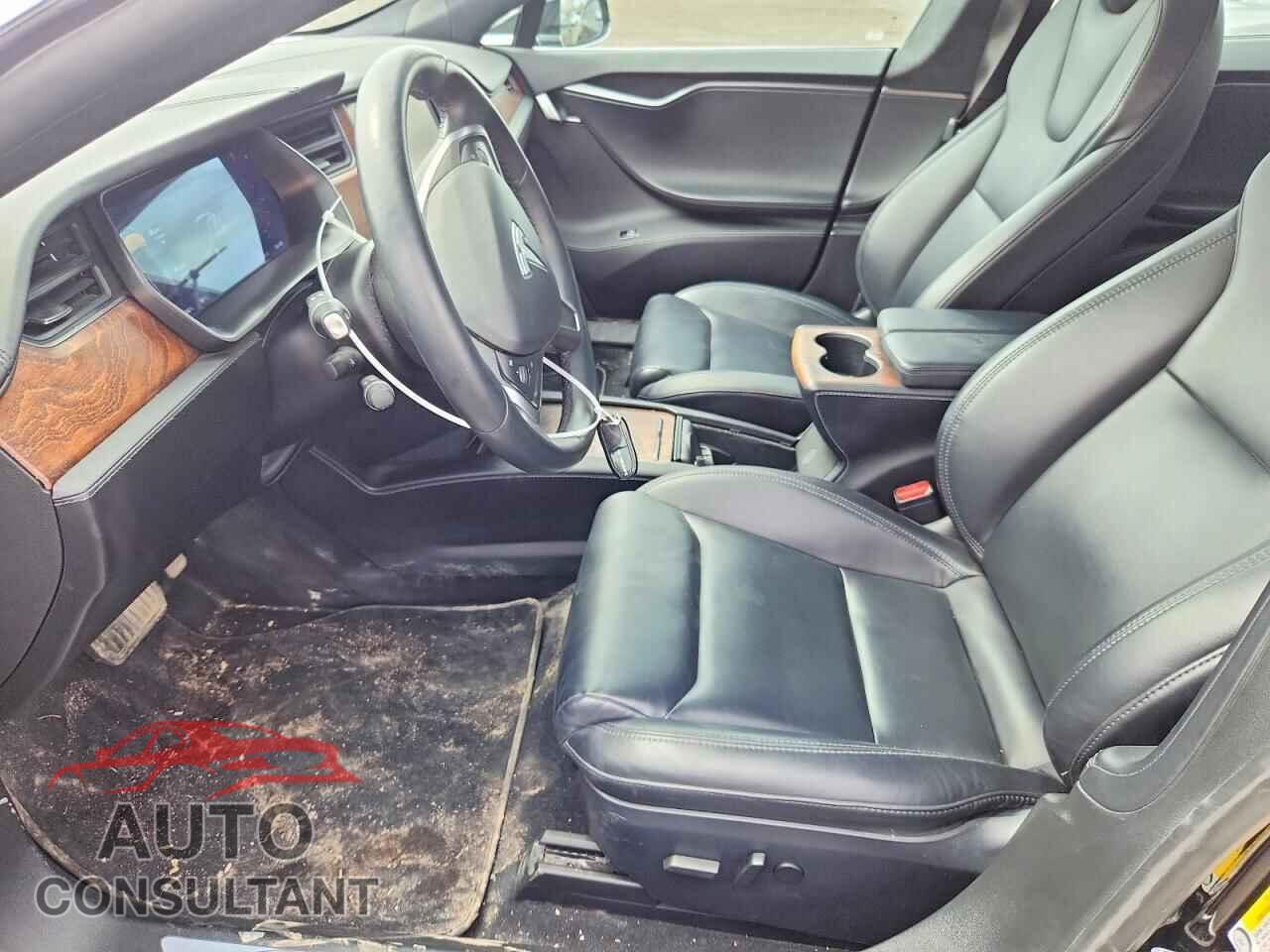 TESLA MODEL S 2021 - 5YJSA1E26MF426367