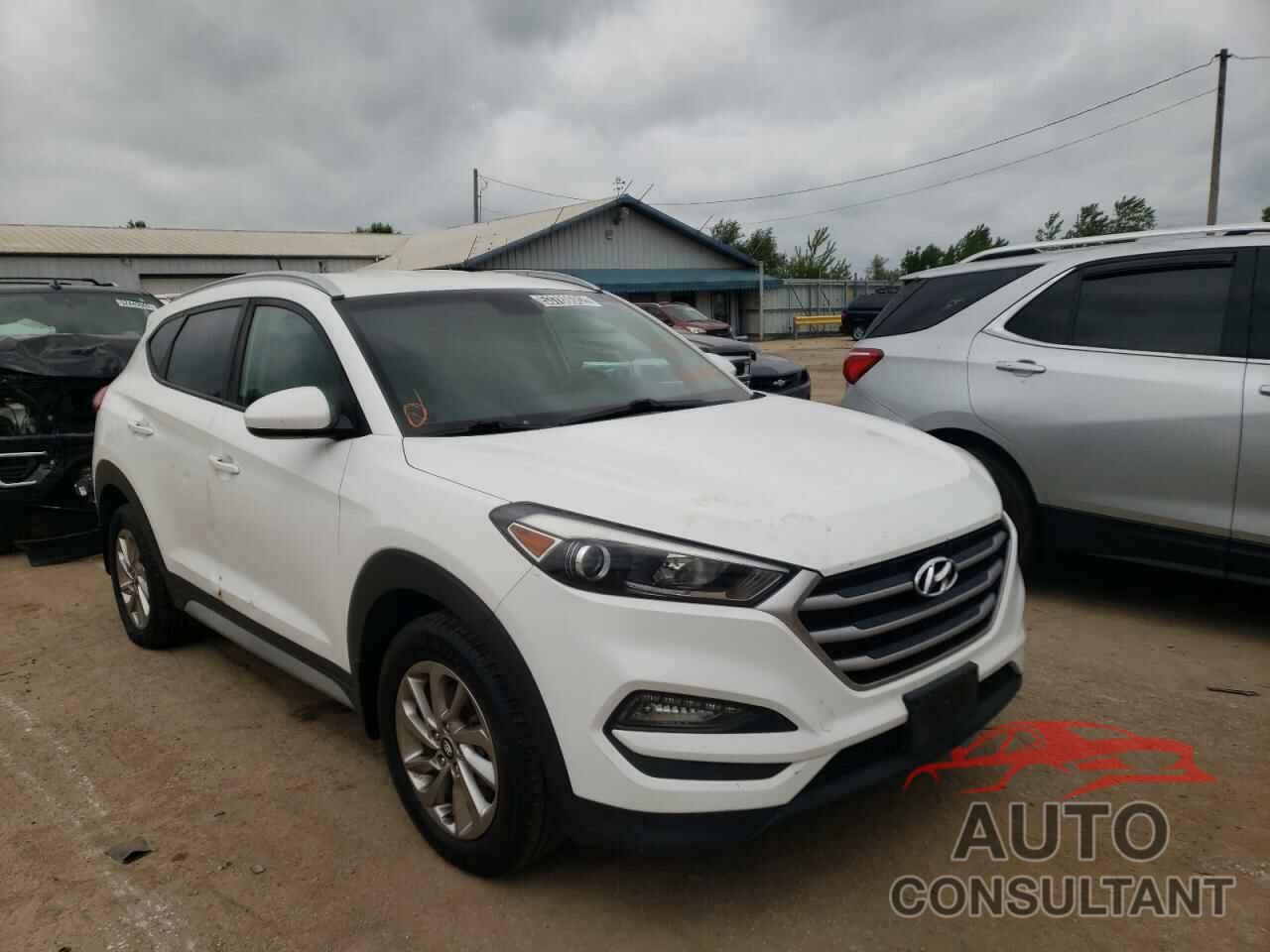HYUNDAI TUCSON 2017 - KM8J33A49HU424212