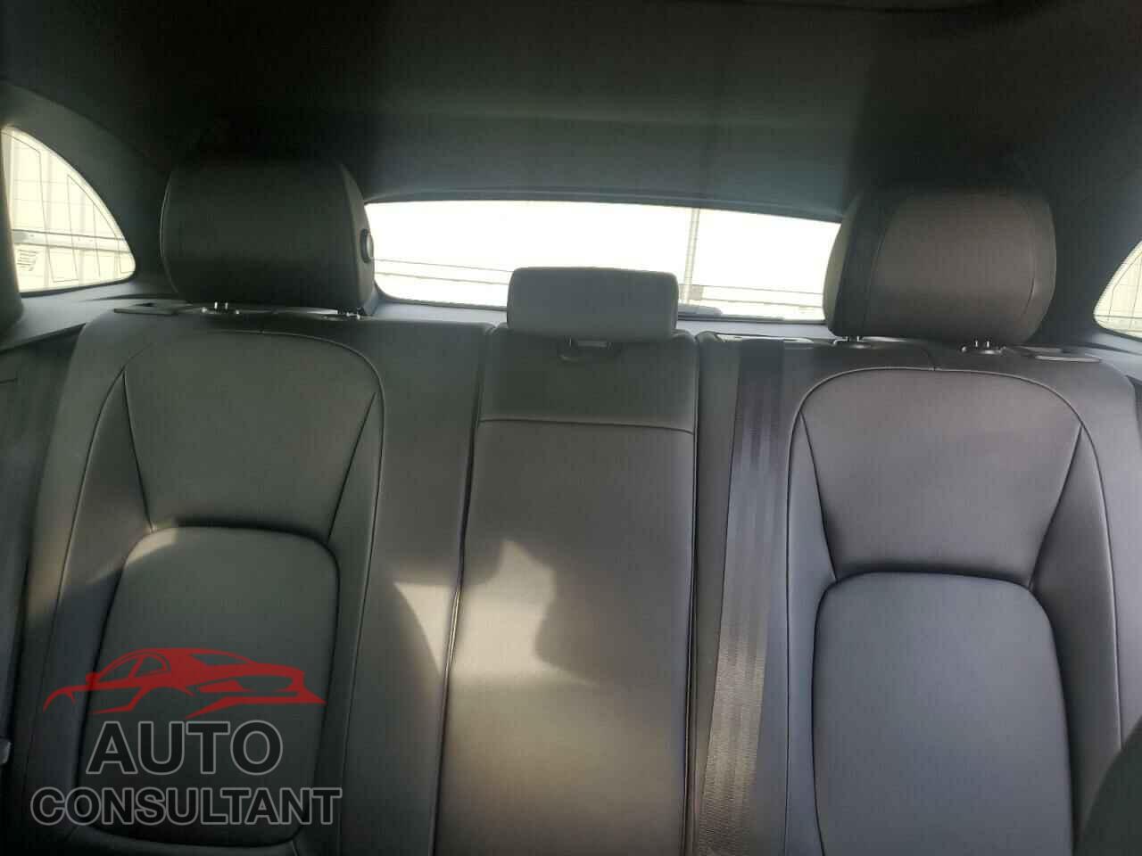JAGUAR F-PACE 2018 - SADCJ2FX3JA276263