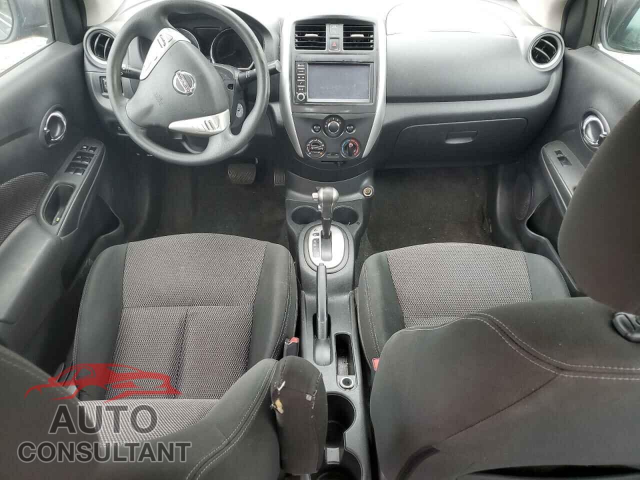 NISSAN VERSA 2019 - 3N1CN7AP3KL815515