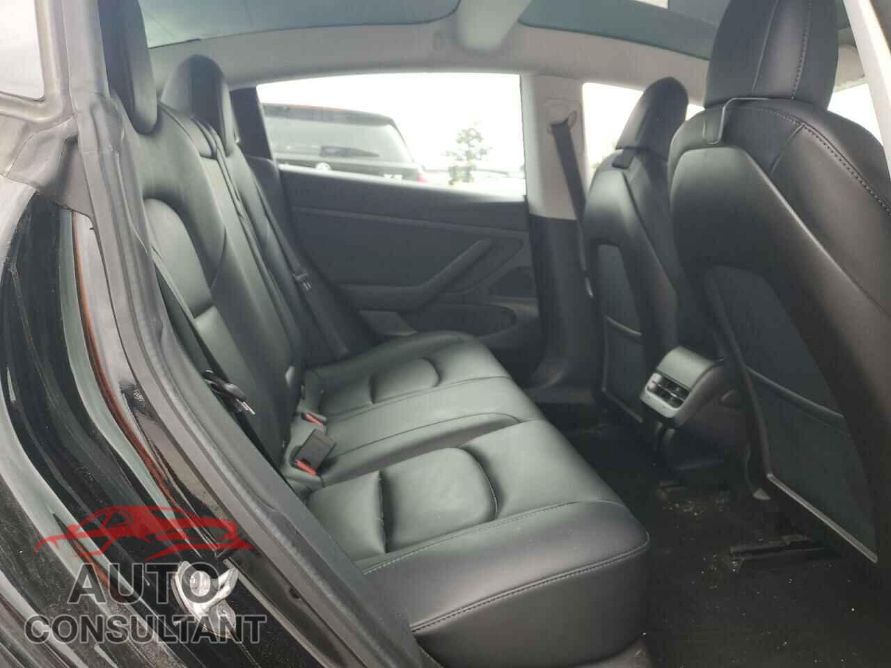 TESLA MODEL 3 2020 - 5YJ3E1EA2LF738958