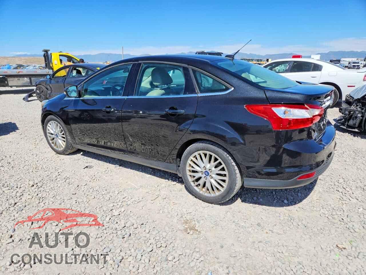 FORD FOCUS 2012 - 1FAHP3H22CL430319