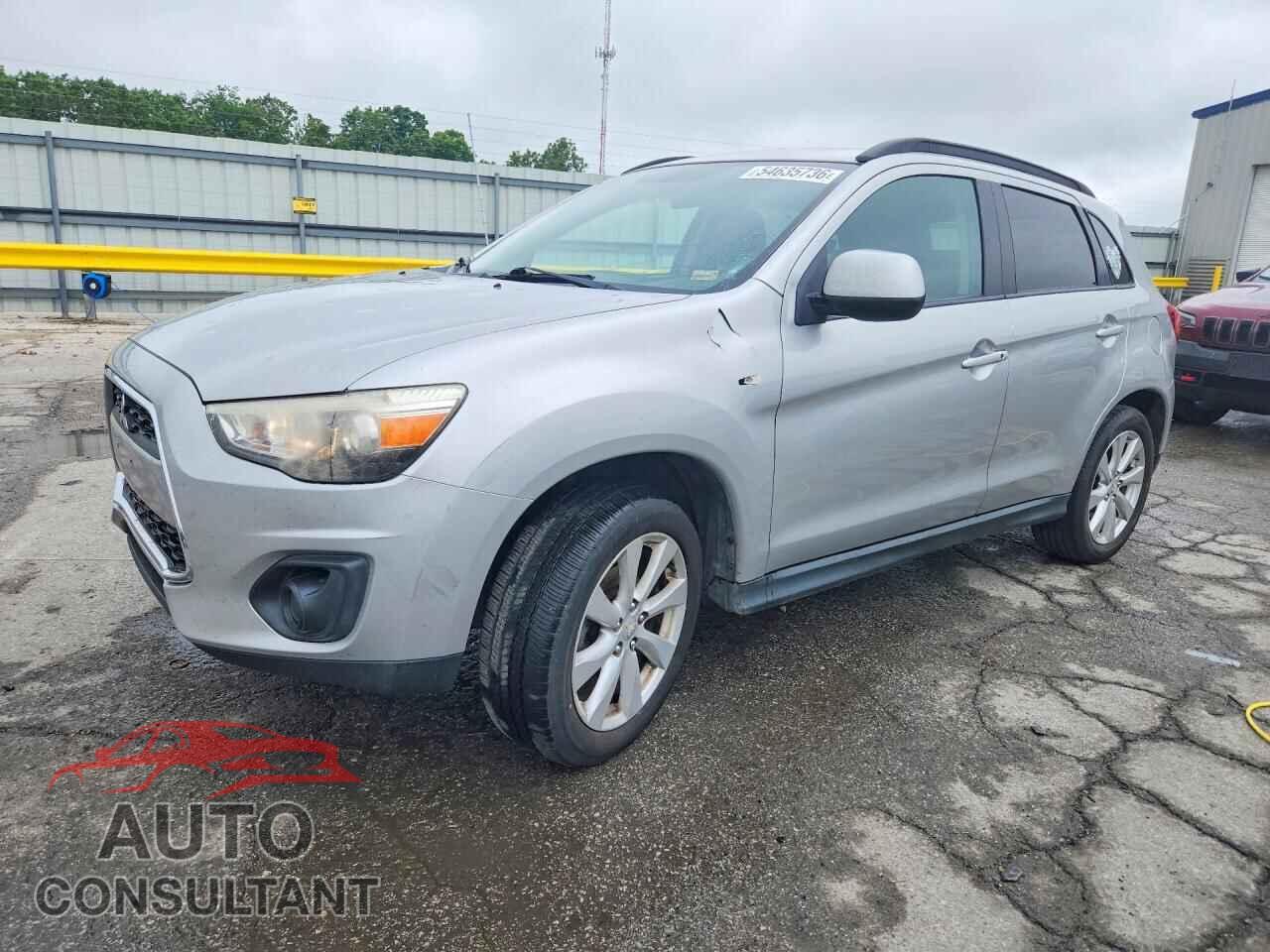 MITSUBISHI OUTLANDER 2013 - 4A4AP3AU8DE006567