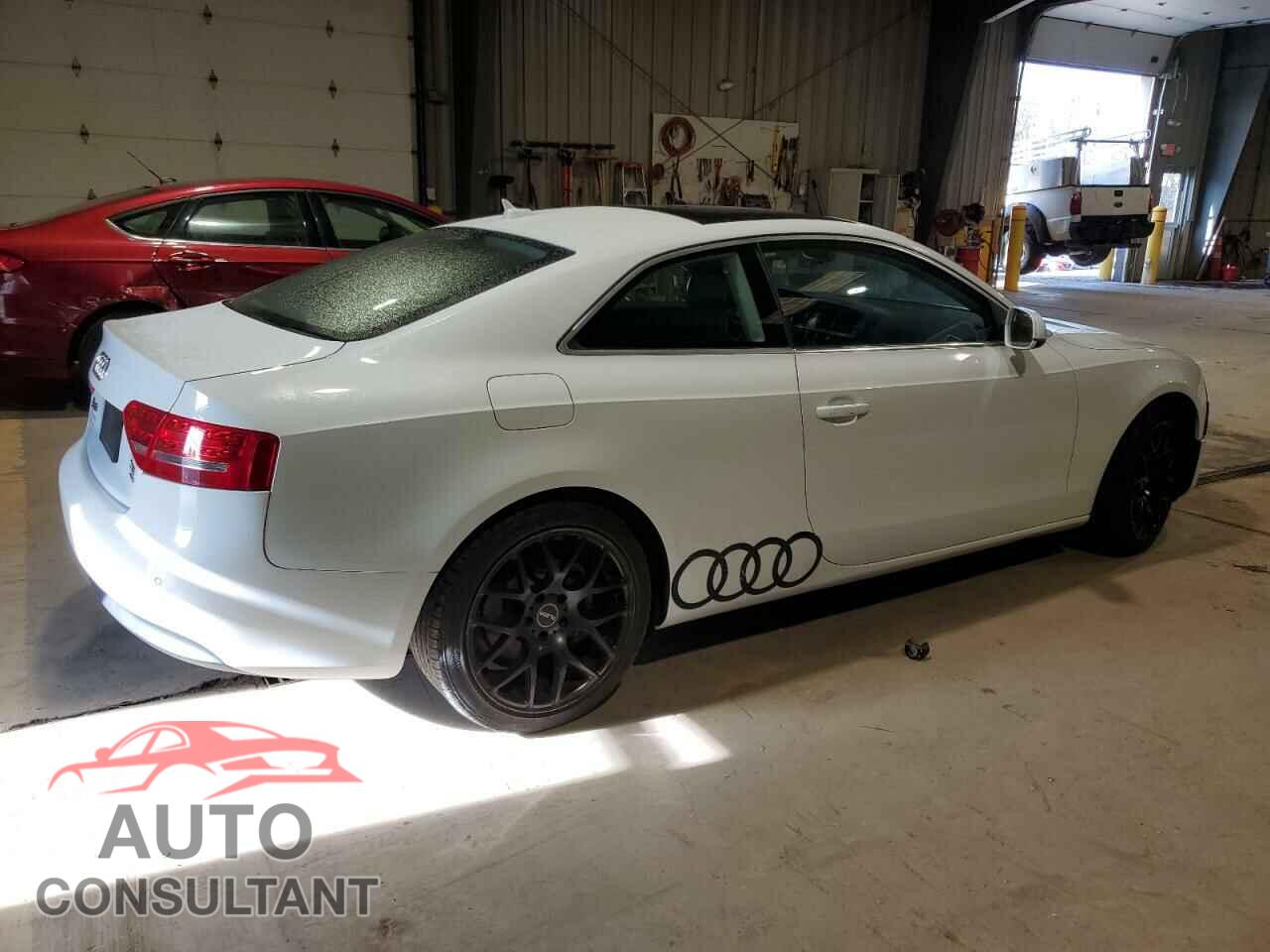 AUDI A5 2012 - WAULFAFR1CA019613
