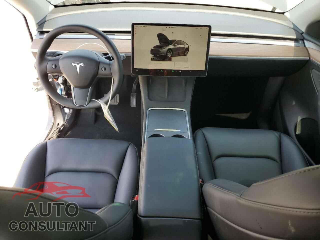 TESLA MODEL Y 2024 - 7SAYGDED1RF046035