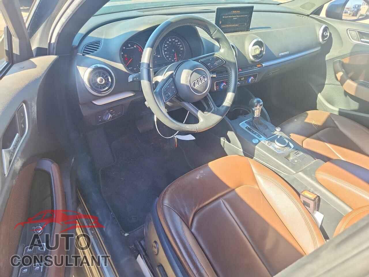 AUDI A3 2018 - WAUB8GFF4J1012103