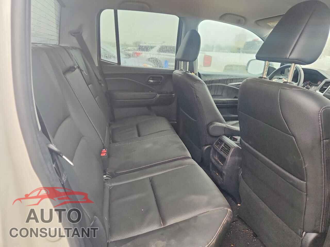 HONDA RIDGELINE 2017 - 5FPYK2F57HB010847