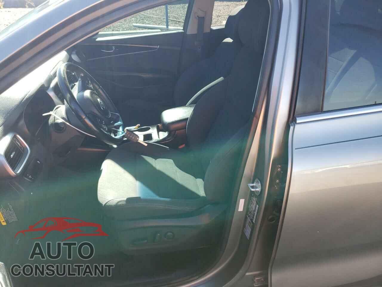KIA SORENTO 2016 - 5XYPG4A32GG145300