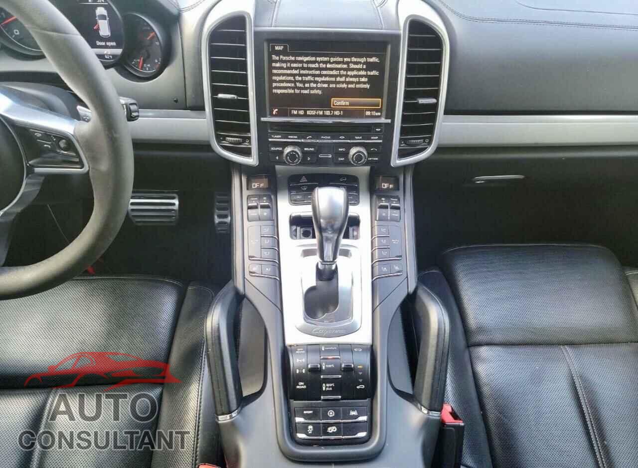 PORSCHE CAYENNE 2016 - WP1AD2A21GLA72790