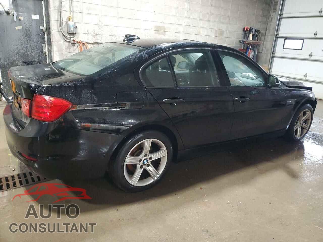 BMW 3 SERIES 2013 - WBA3B5C50DF590552