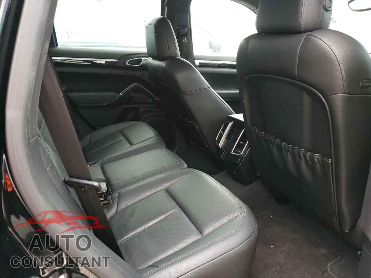 PORSCHE CAYENNE 2014 - WP1AB2A29ELA56078