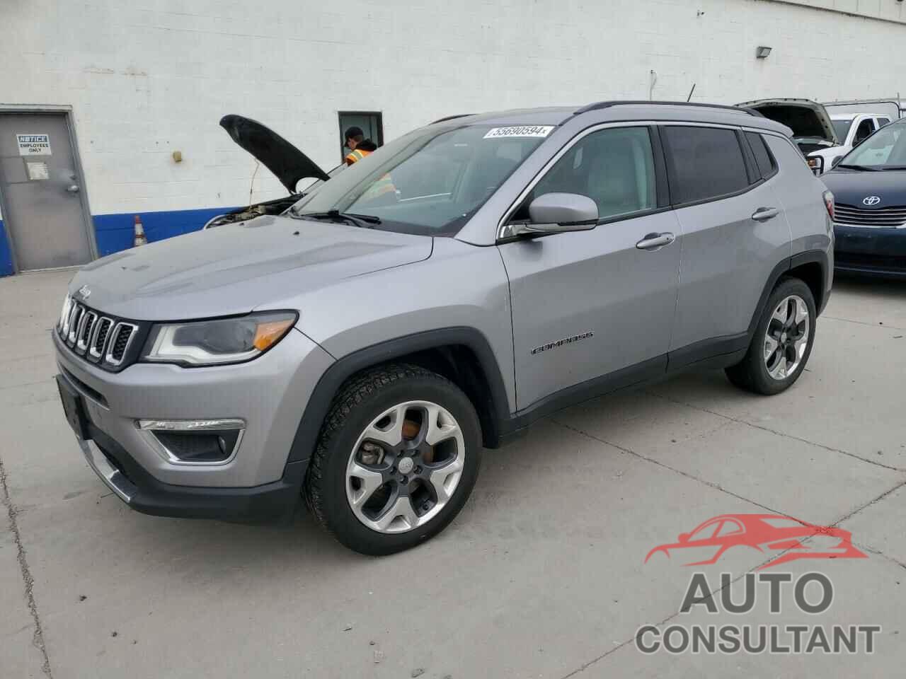 JEEP COMPASS 2018 - 3C4NJCCB8JT357951