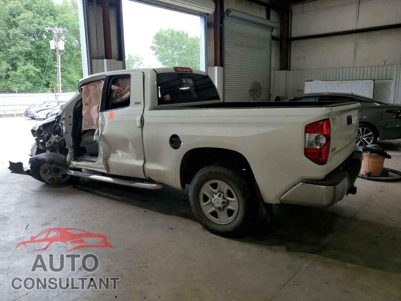 TOYOTA TUNDRA 2014 - 5TFUW5F18EX347314