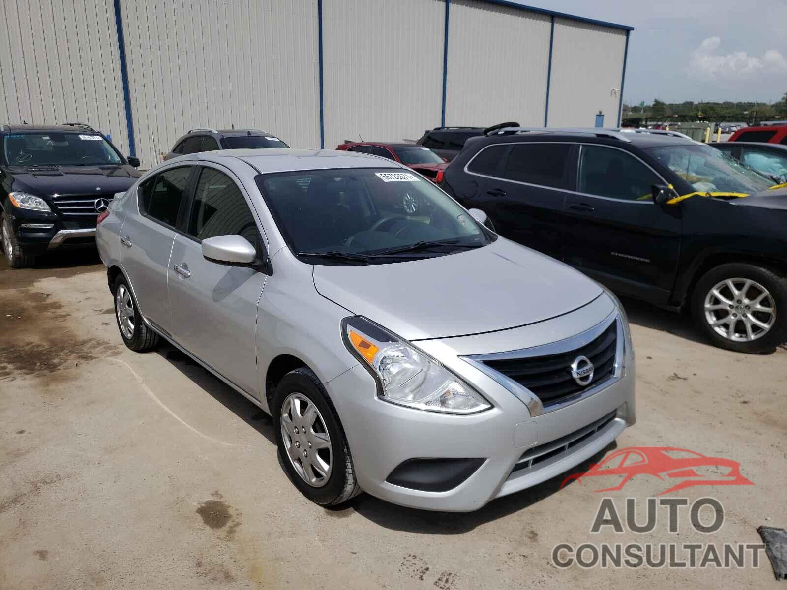 NISSAN VERSA 2017 - 3N1CN7AP5HK415406