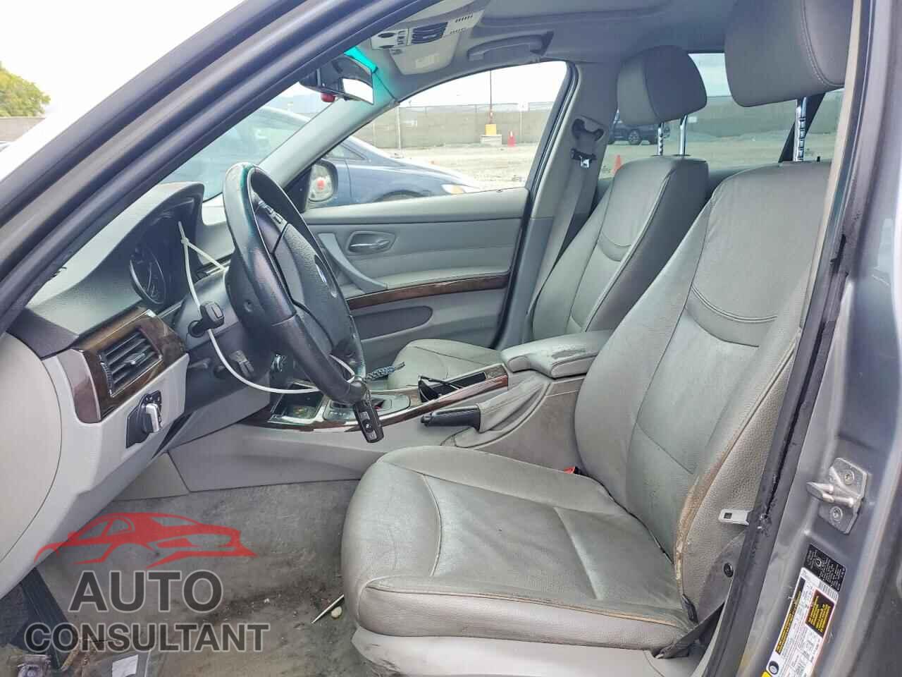 BMW 3 SERIES 2011 - WBAPH5G5XBNM76992