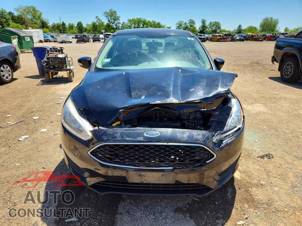 FORD FOCUS 2017 - 1FADP3F26HL339417