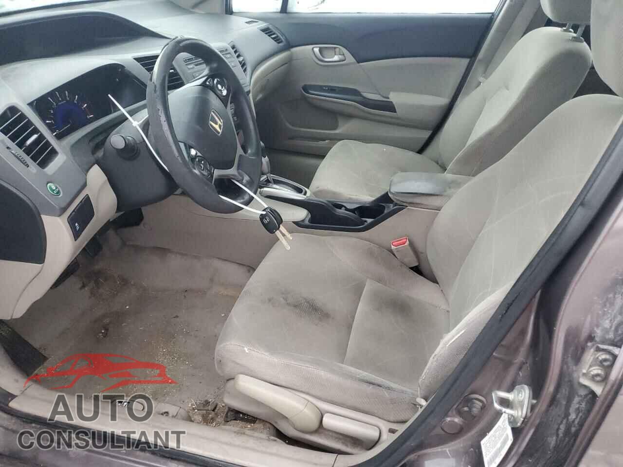 HONDA CIVIC 2012 - 2HGFB2F58CH529331