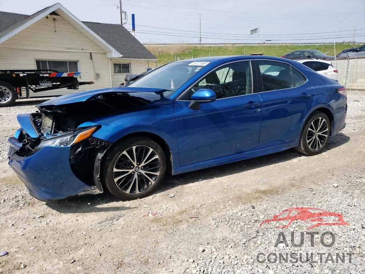 TOYOTA CAMRY 2018 - 4T1B11HK3JU110869