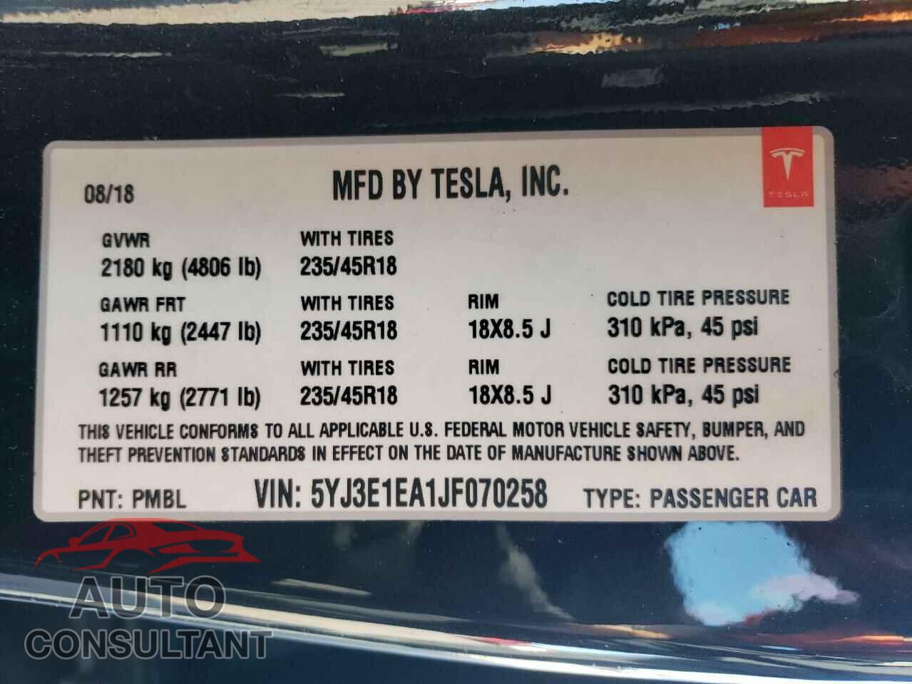 TESLA MODEL 3 2018 - 5YJ3E1EA1JF070258