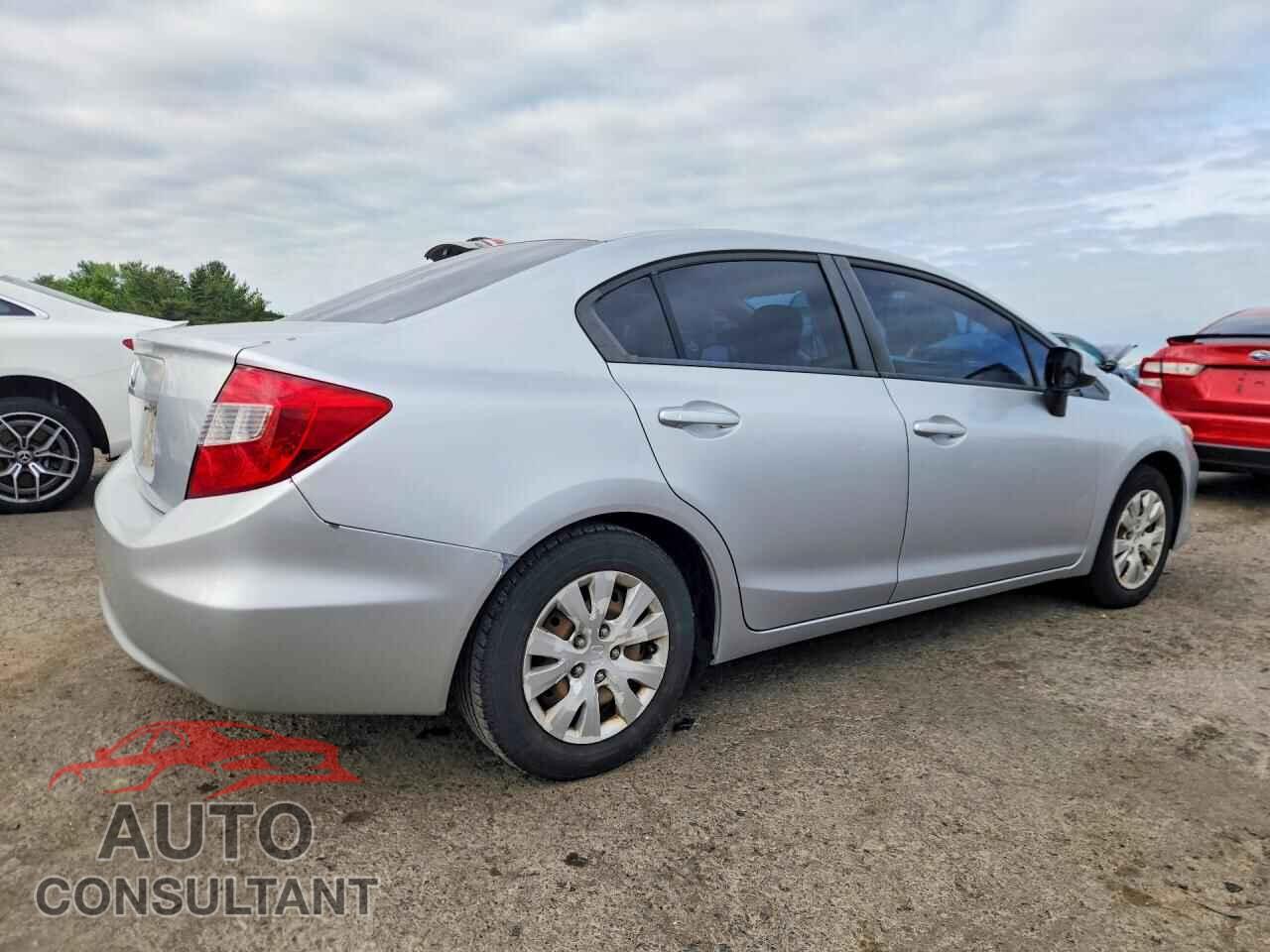 HONDA CIVIC 2012 - 2HGFB2F56CH524323
