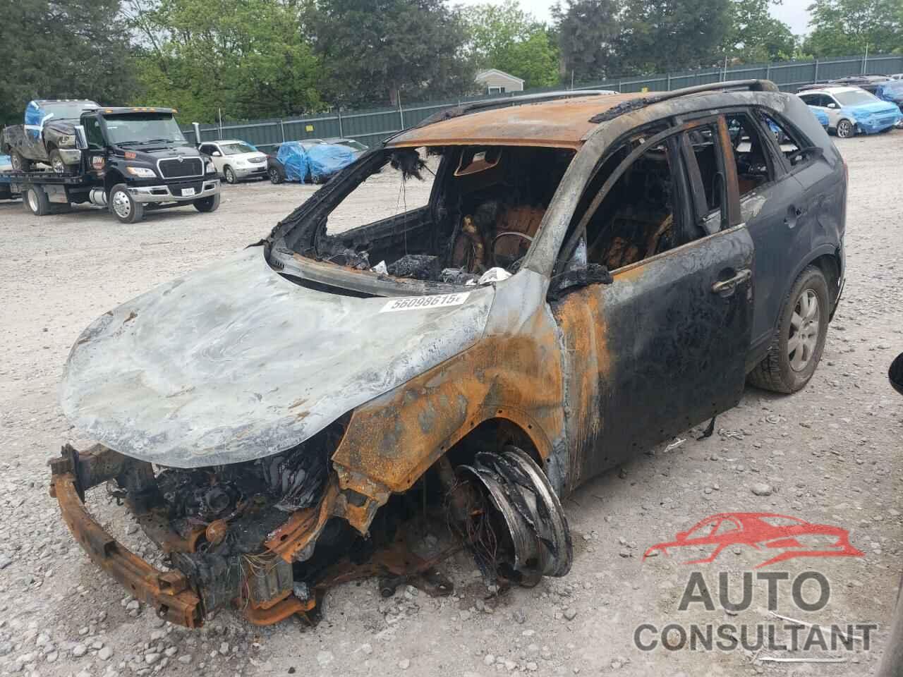 KIA SORENTO 2011 - 5XYKT3A12BG078379