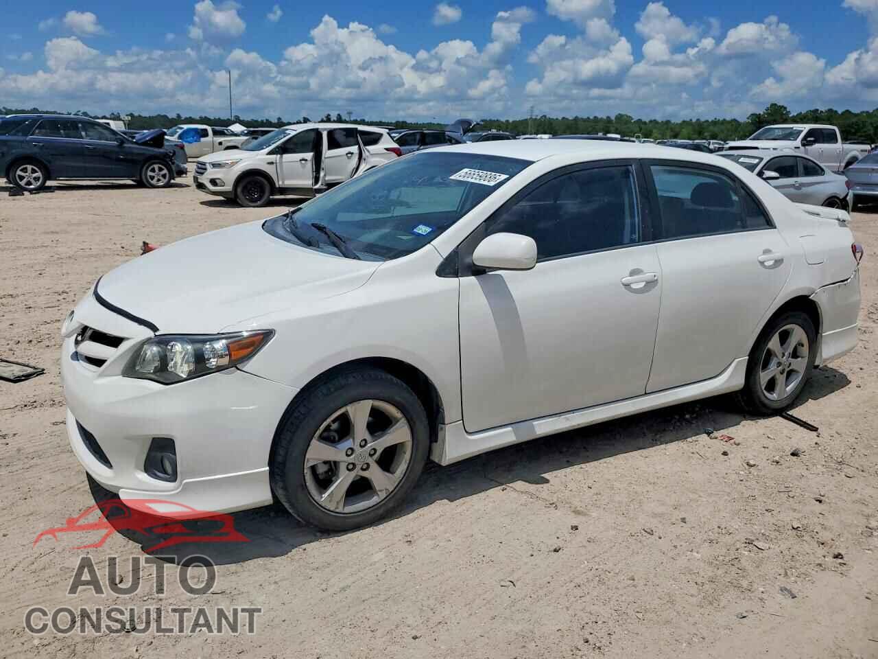 TOYOTA COROLLA 2011 - 2T1BU4EE8BC680327