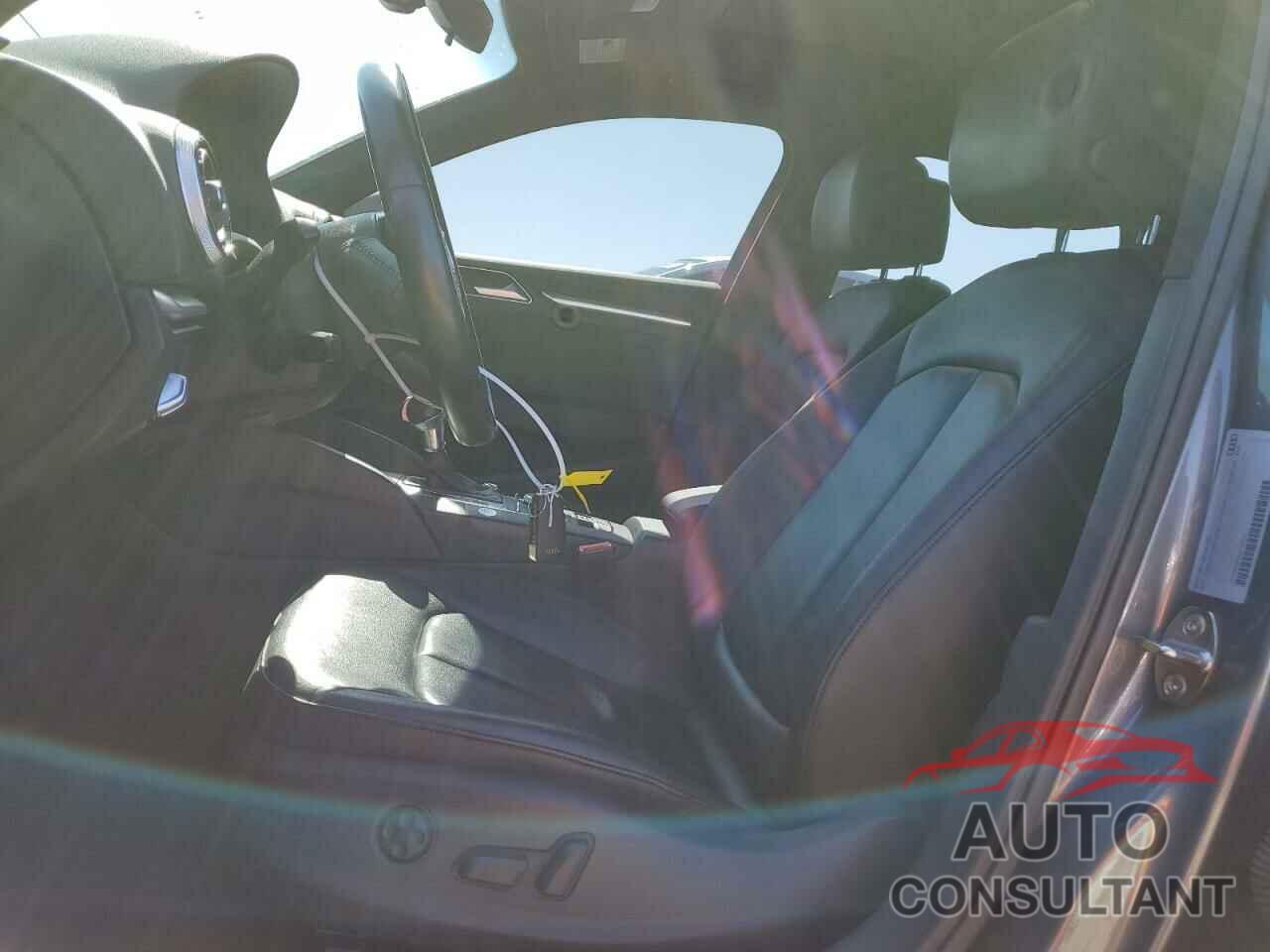 AUDI A3 2020 - WAUAUGFF6LA104324