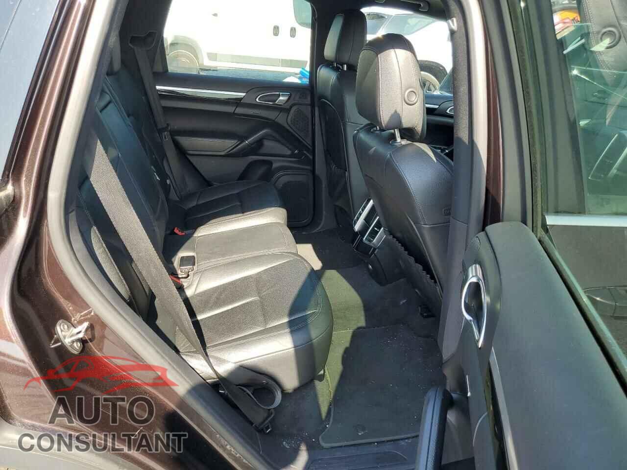 PORSCHE CAYENNE 2014 - WP1AA2A20ELA05832