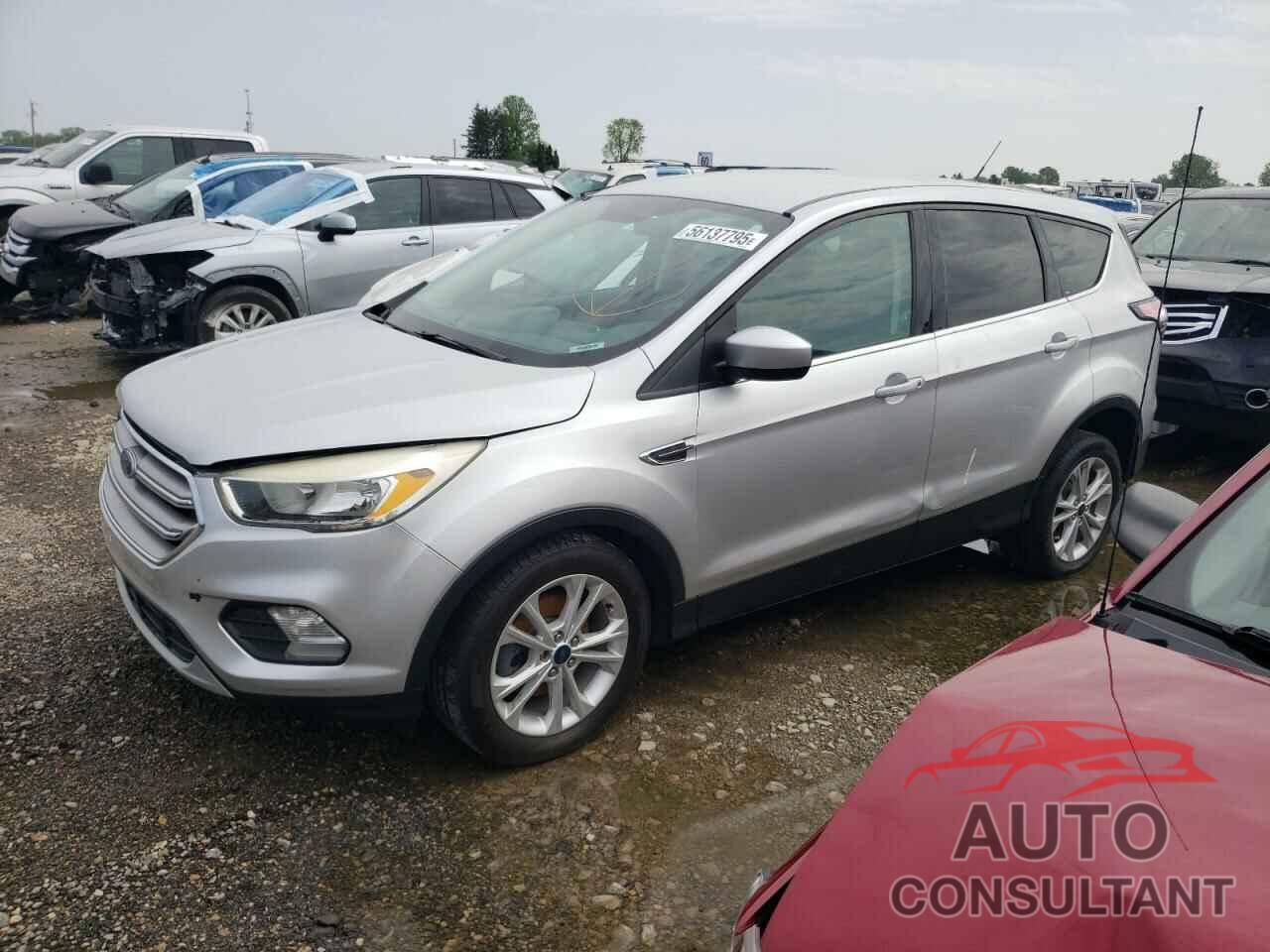 FORD ESCAPE 2017 - 1FMCU0GD5HUE39043