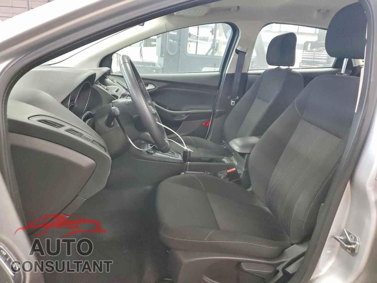 FORD FOCUS 2016 - 1FADP3K24GL341333