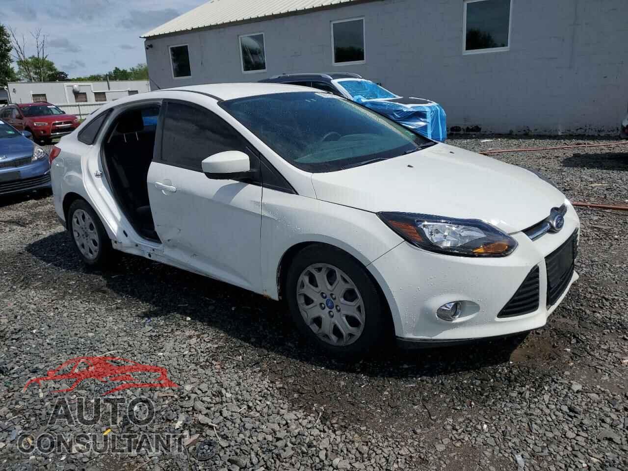 FORD FOCUS 2012 - 1FAHP3F23CL307048