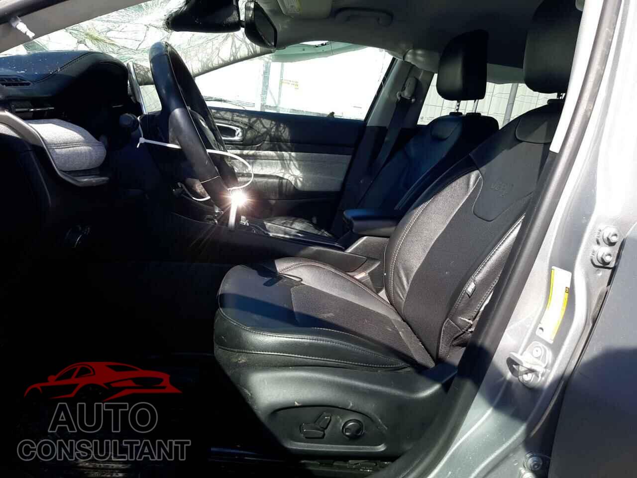 JEEP COMPASS 2022 - 3C4NJDFB7NT117586